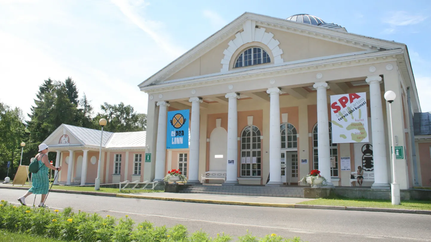 Pärnu mudaravila hoone.