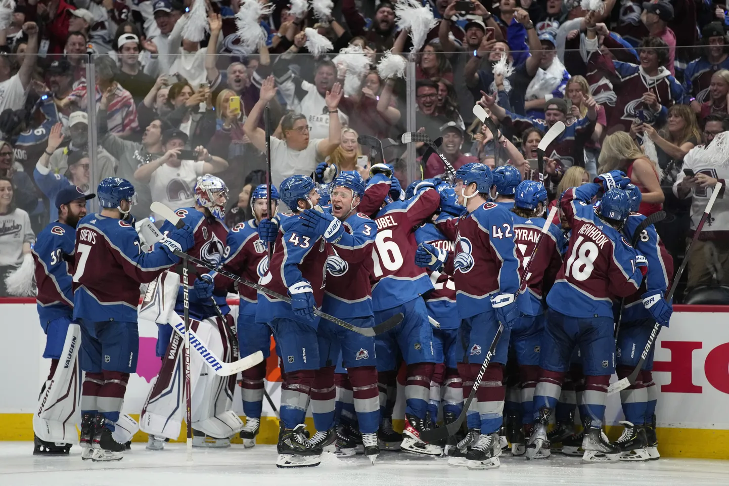 Colorado Avalanche juhib NHLi finaalseeriat Tampa Bay vastu 1:0.