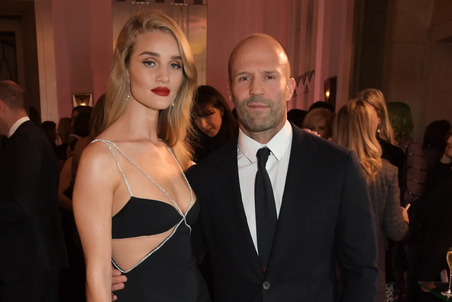 Rosie Huntington-Whiteley ja  Jason Statham.