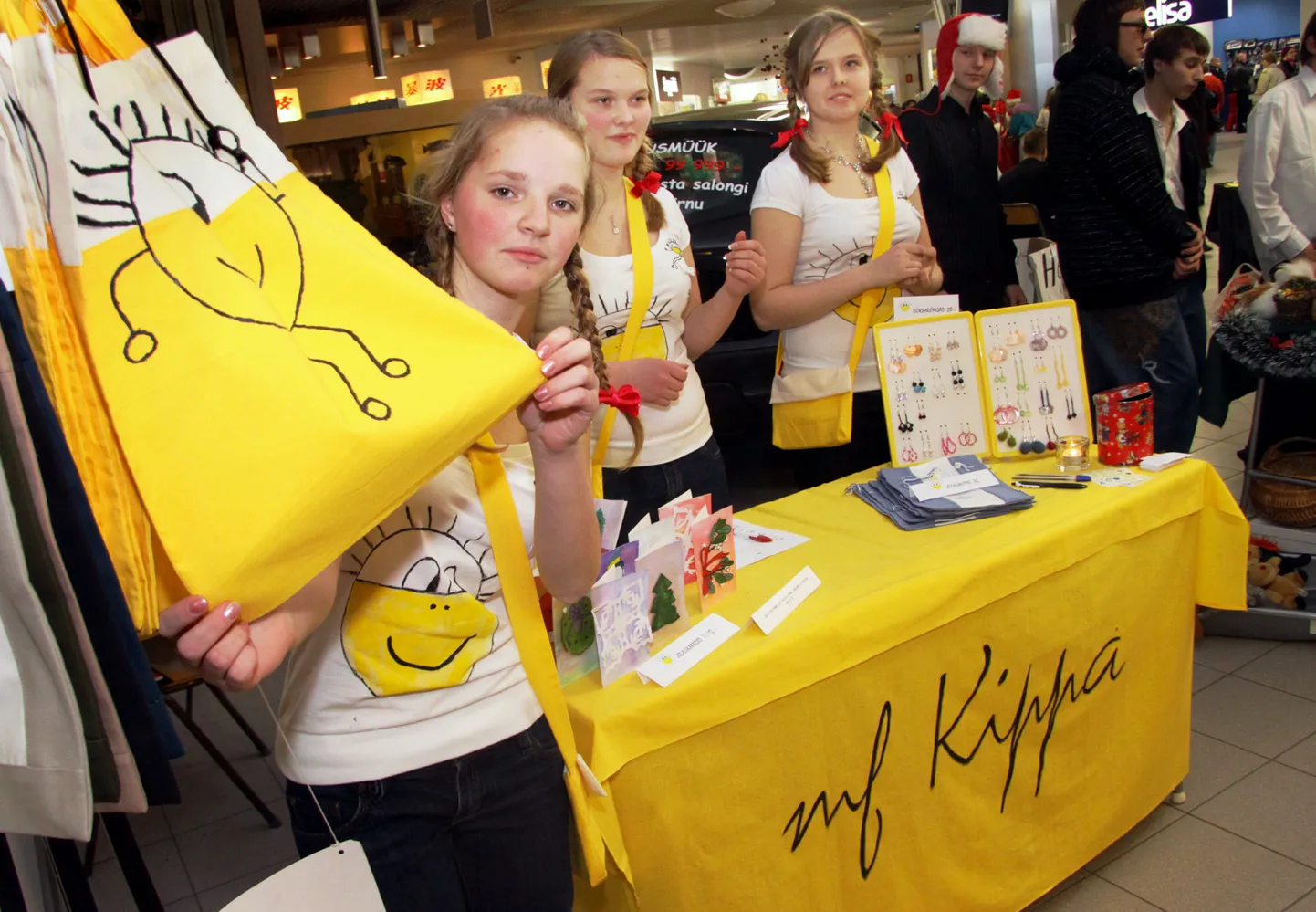 Mullu kujunes Kaubamajakas toimunud õpilasfirmade laat menukaks.