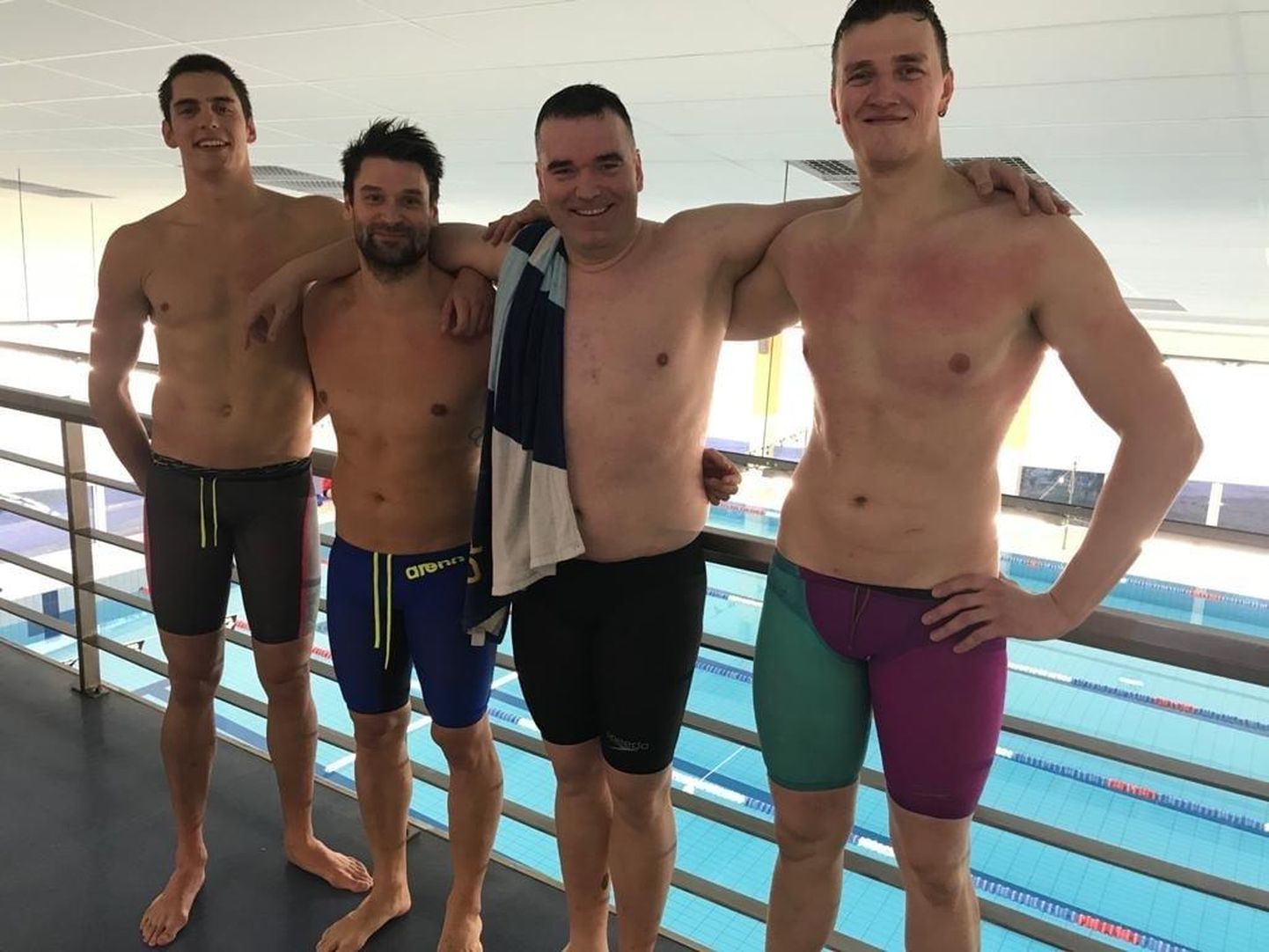 Neli kanget ujujat Ralf Tribuntsov (vasakult), Martti Aljand, Peter Mankoč ja Pjotr Degtjarjov olid lähedal masters’ite vanuserühma uuele maailmarekordile. Uhke eesmärgi täitmiseks võidakse plaan mingil ajal uuesti päevakorda võtta.