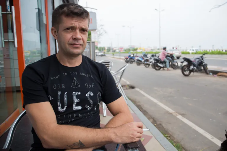 Лаури Адер в Индии.