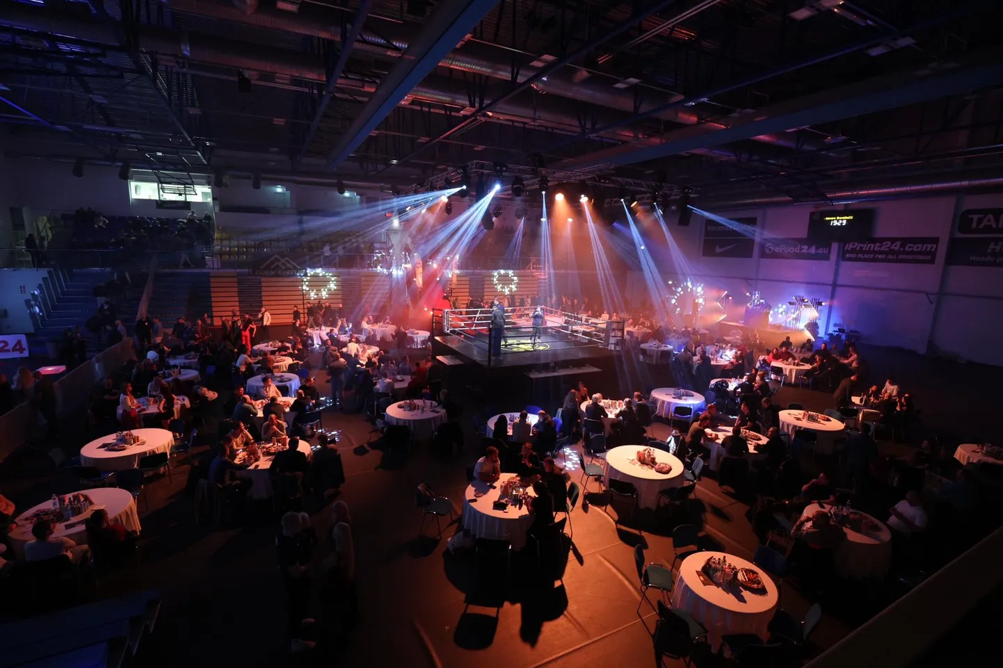 Undergound Fight Night meelitab Rakverre võitlusspordihuvilisi üle Eesti.