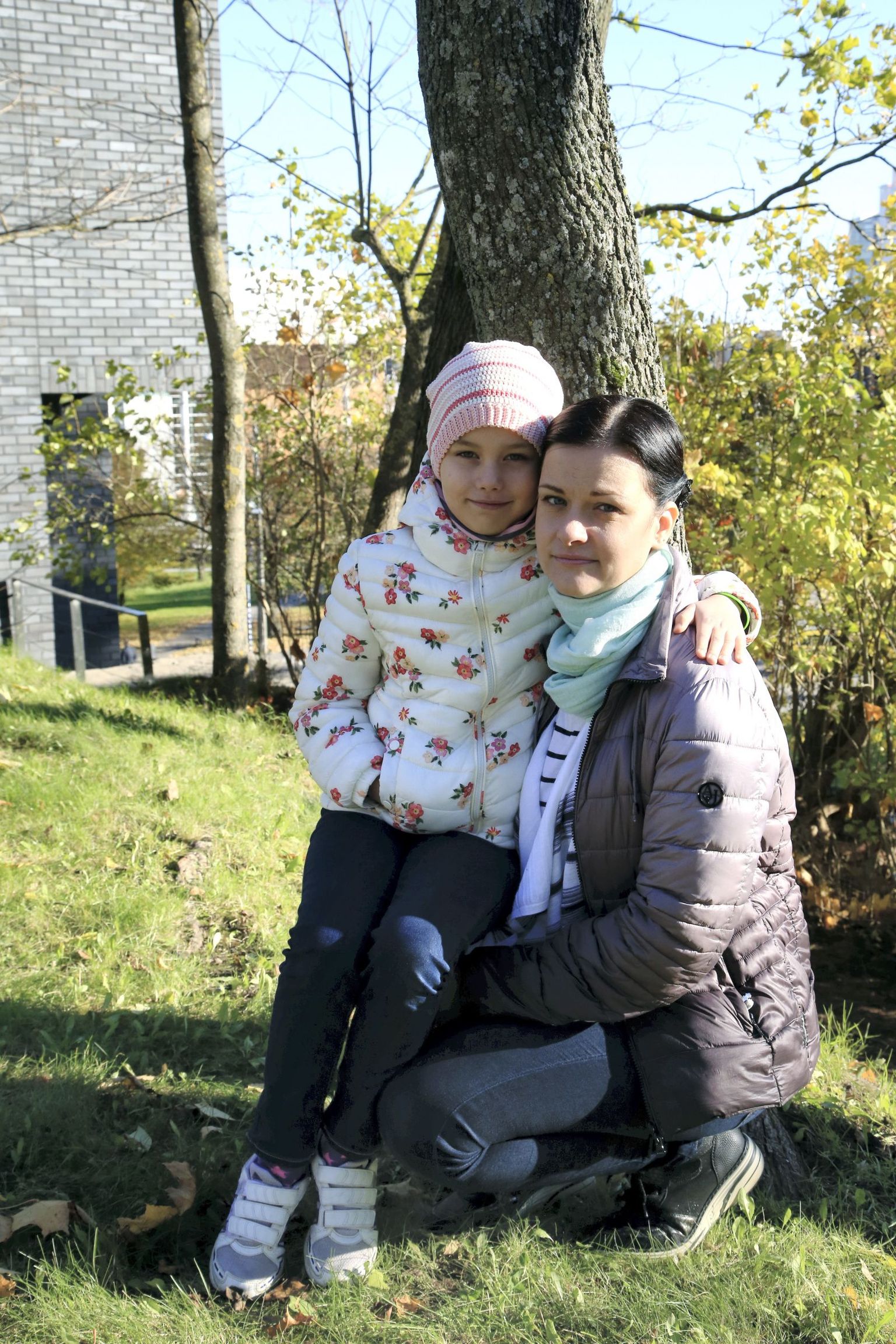 Marju Värton koos 7-aastase tütre Raheliga.