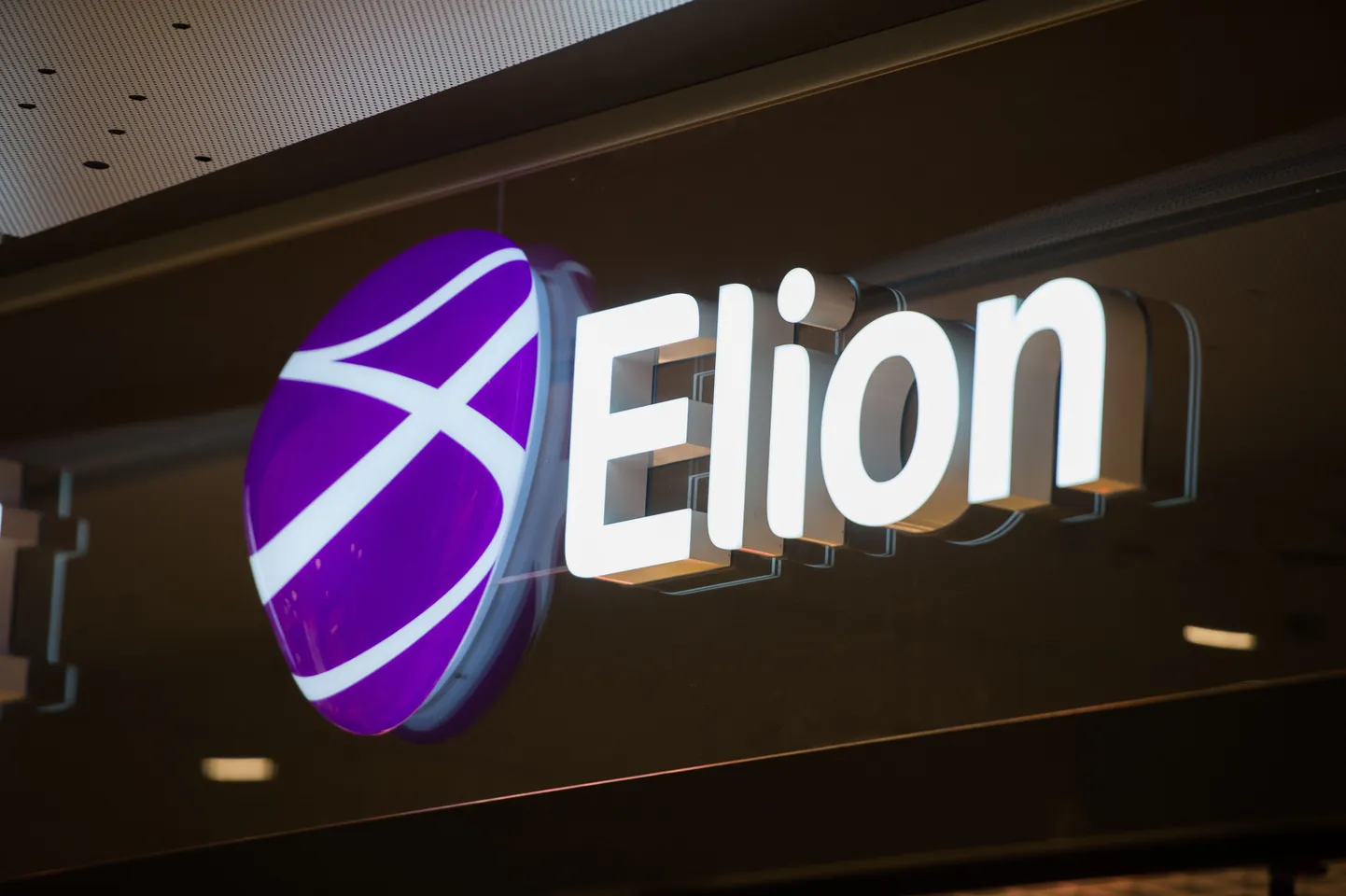 Elion.