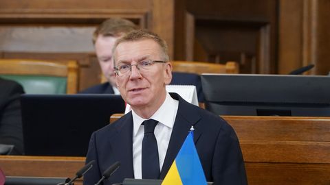 Predsednik Latvije kritiziral počasno ustanovitev Centra za umetno inteligenco