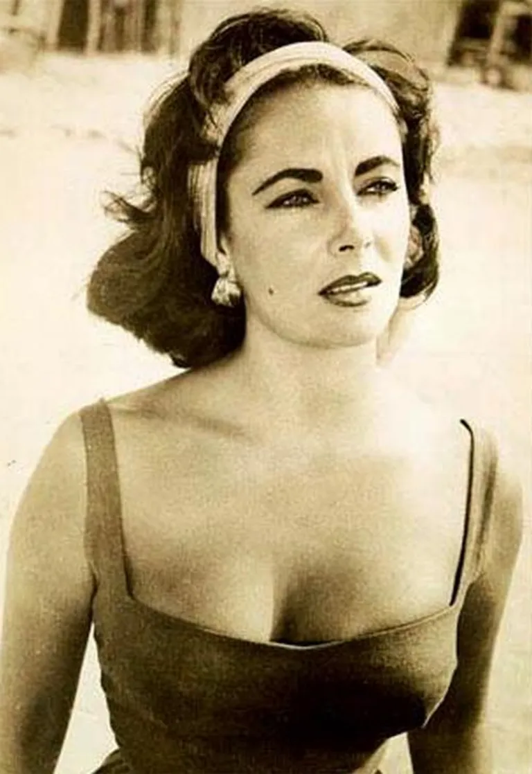 Elizabete Teilore