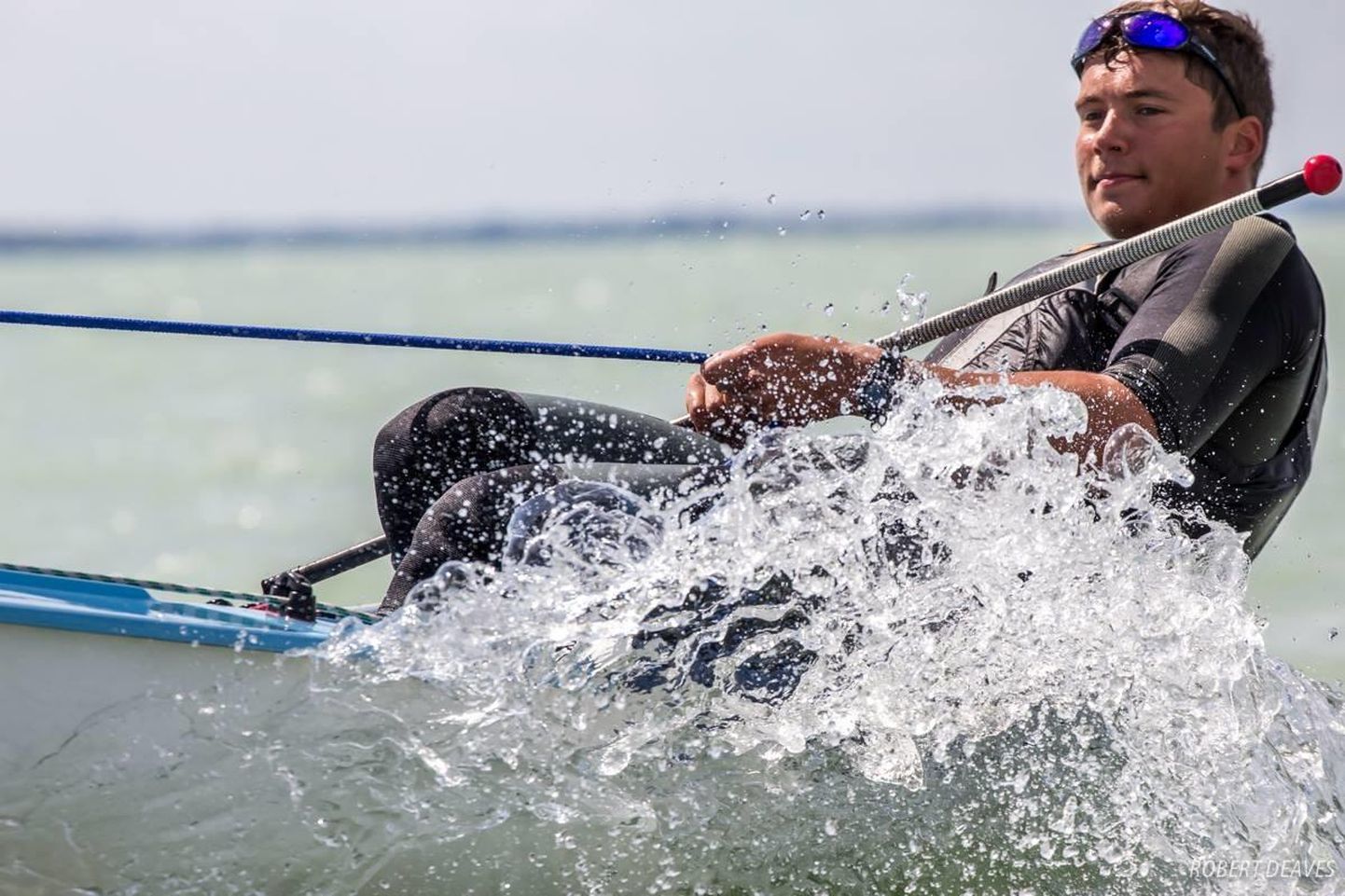 Pärnu purjetaja Taavi Valter Taveter seilas kuni 23aastaste maailmameistrivõistlustel hõbemedali vääriliselt.
