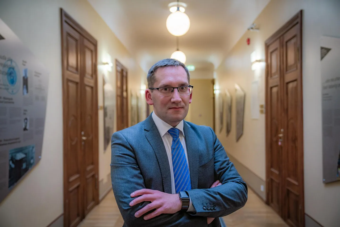 Riigiprokurör Taavi Pern selgitas, et Õhtulehe ajakirjanikud jälgisid avaliku vara kasutamist, mitte konkreetseid inimesi.