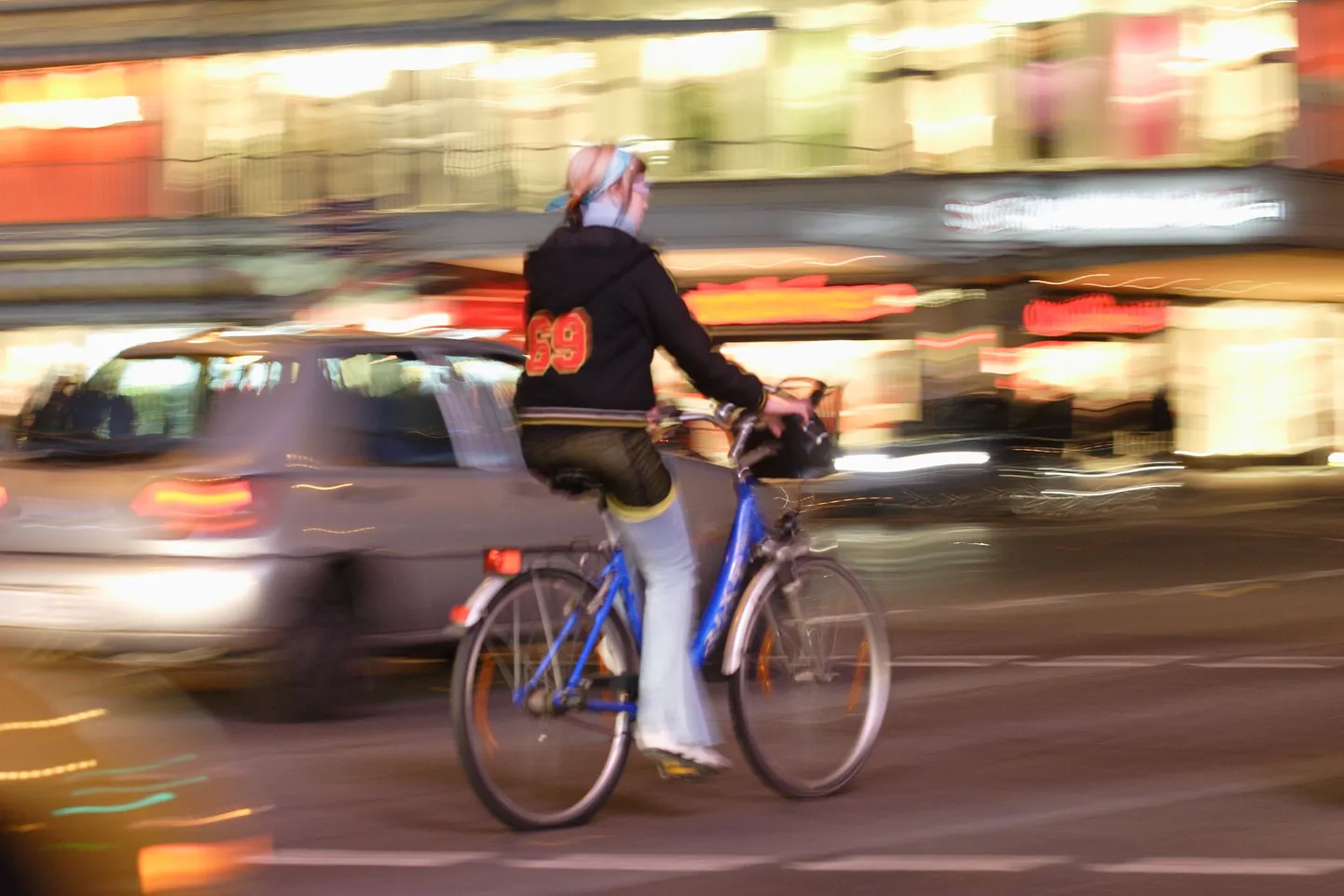 Ratturid tunnetavad, et linnas liigeldes on autojuhid neid rohkem märkama hakanud.