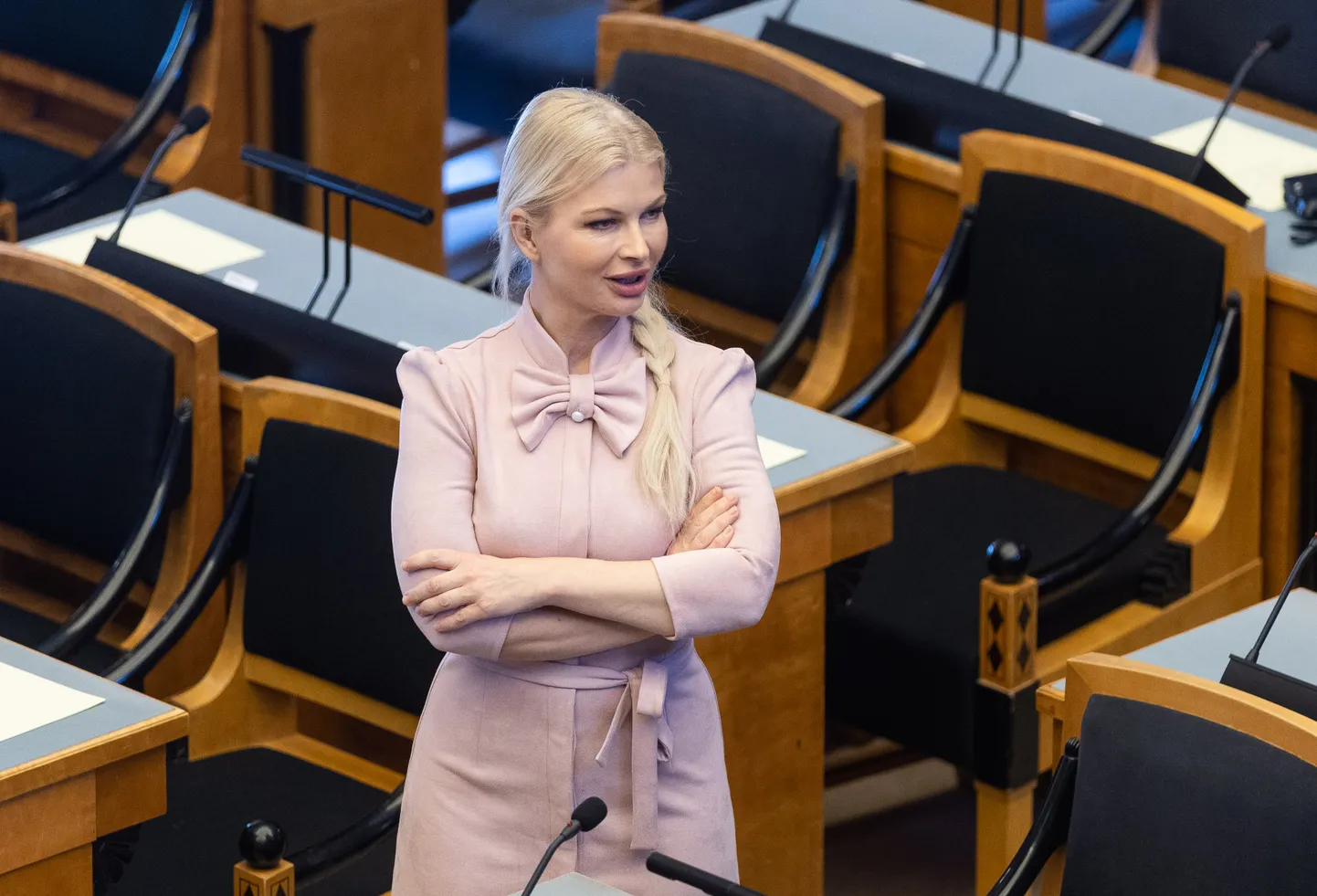 «Riigikogu roll rahva ühendamisel on suur, millest ka mõte luua laulupidude toetusrühm, kus poliitika kaotab tähtsuse ja alles jääb armastus oma rahvuskultuuri vastu,» lausus Kadri Tali.