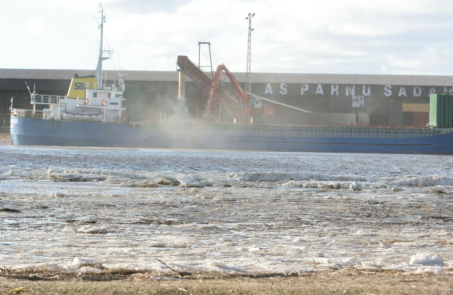 В этом году грузооборот Пярнуского порта снизился.