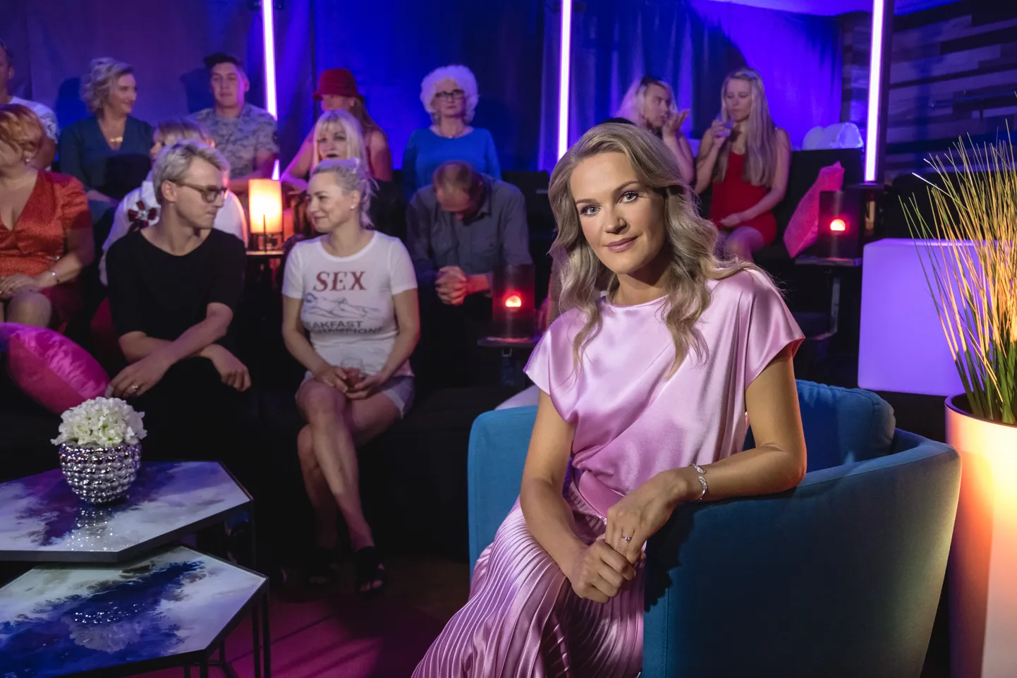"Mida vanemad sulle ei rääkinud" saatejuht Epp Kärsin räägib selles saates rindadest.