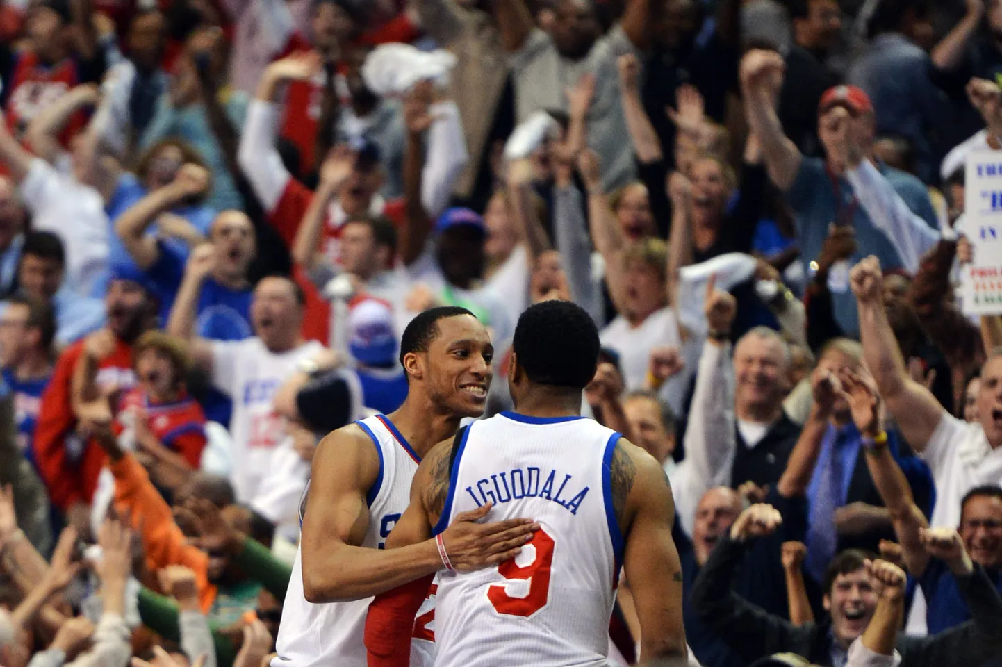 Philadelphia mängijad Evan Turner ja Andre Iguodala (nr 9).
