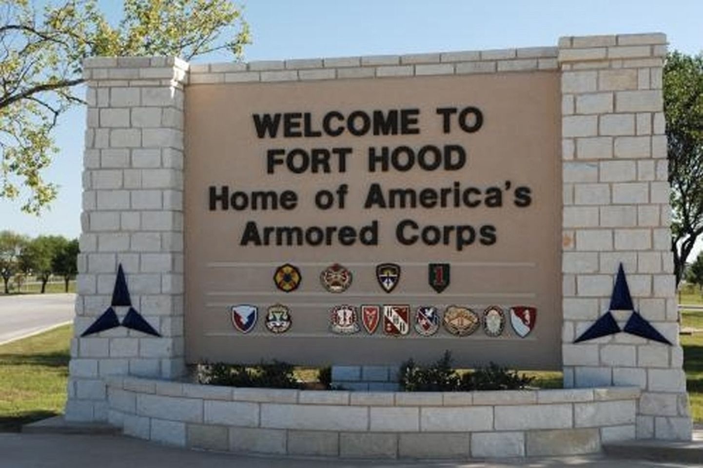 Texases asuva Fort Hoodi sõjaväebaasi peavärav