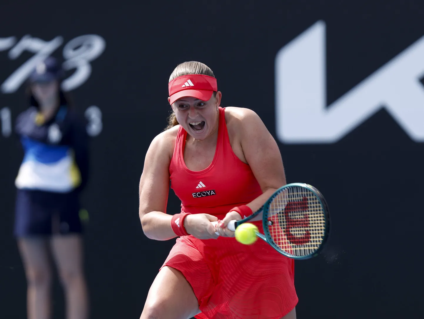 Latvijas tenisiste Aļona Ostapenko