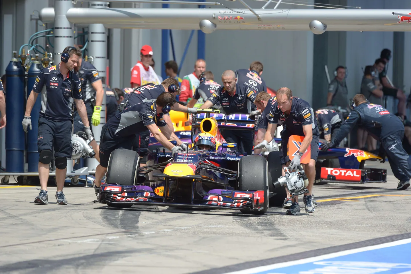 Mark Webber boksis.