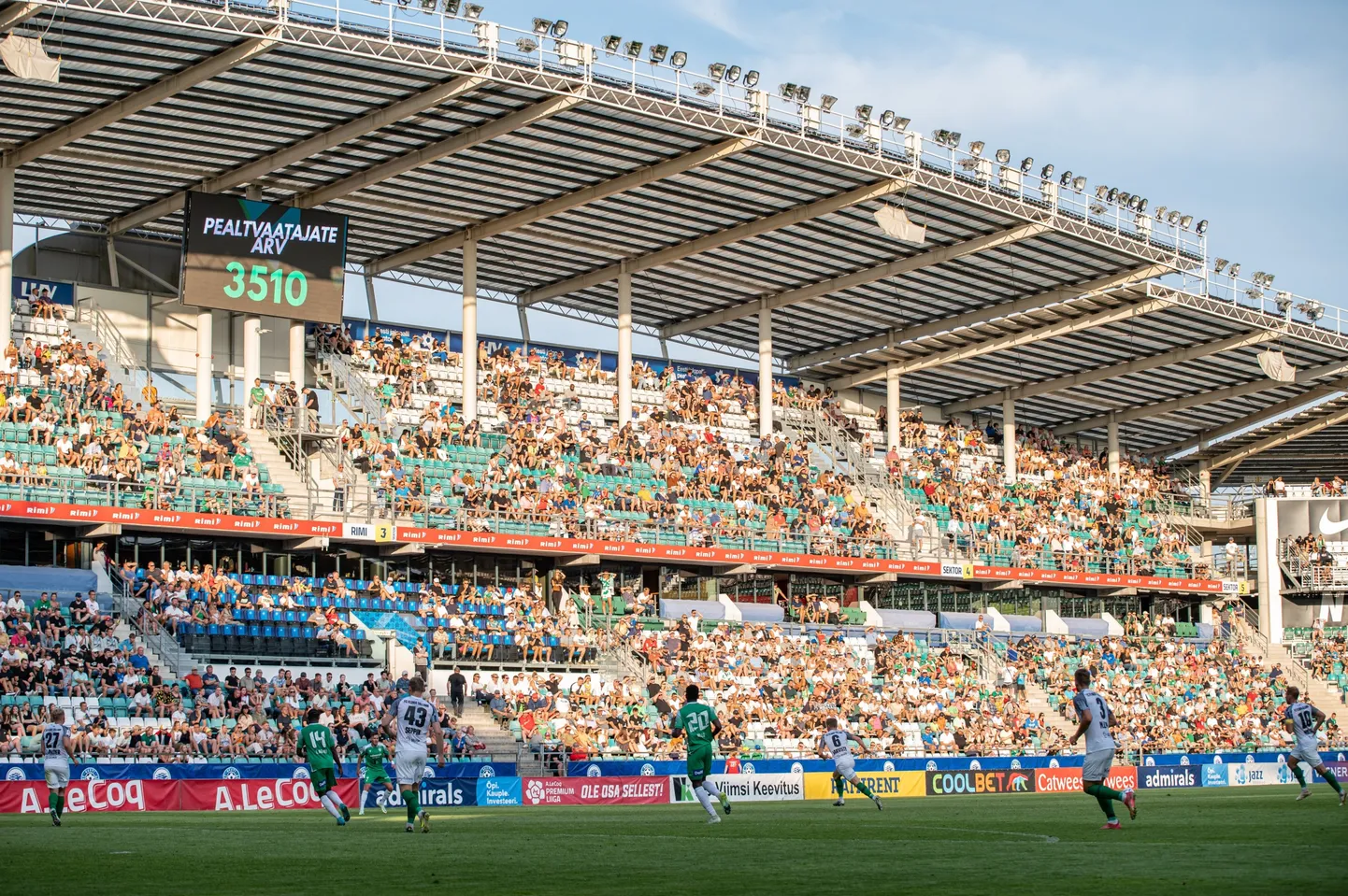 FCI Levadia ja FC Flora tõid Lillekülla rekordpubliku.