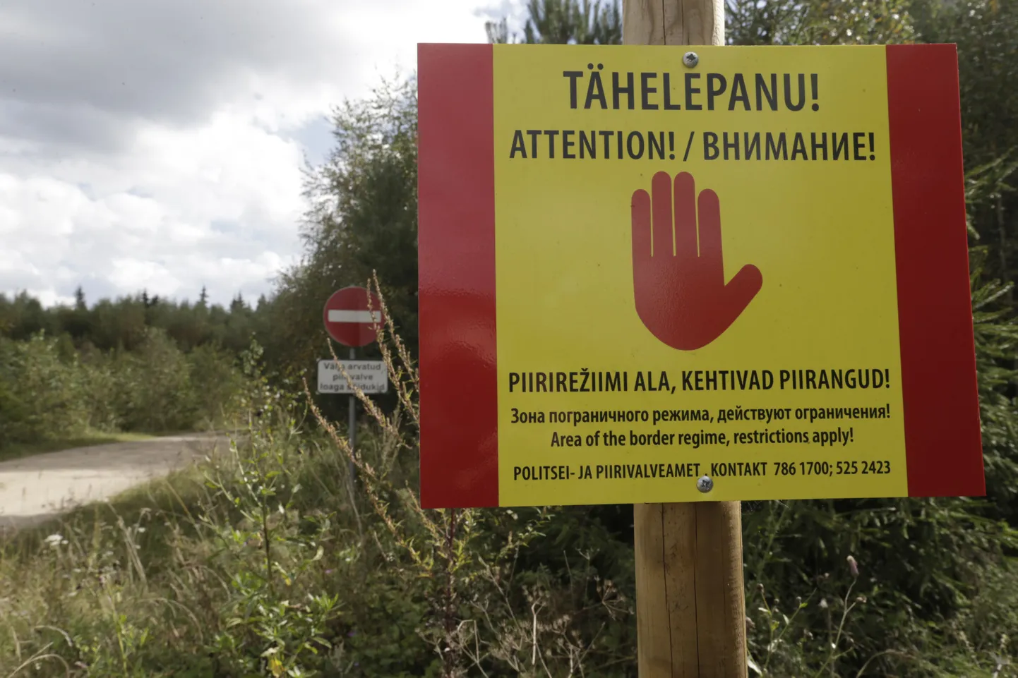 Hoiatus Eesti-Vene piiril.