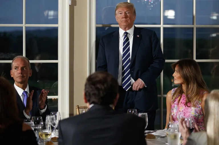 USA president Donald Trump ja esileedi Melania Trump.