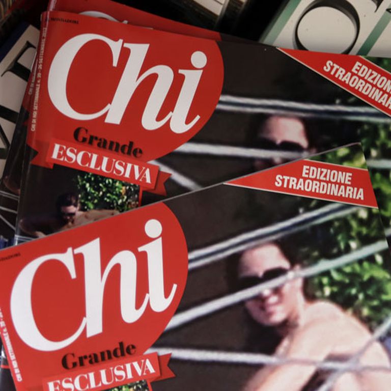 Paparaci uzņemtās bildes vakar publicējis arī bijušā Itālijas premjerministra Silvio Berluskoni mediju grupai piederošais tenku žurnāls "Chi". Arī "Closer" pieder Berluskoni kompānijai "Mondadori" 