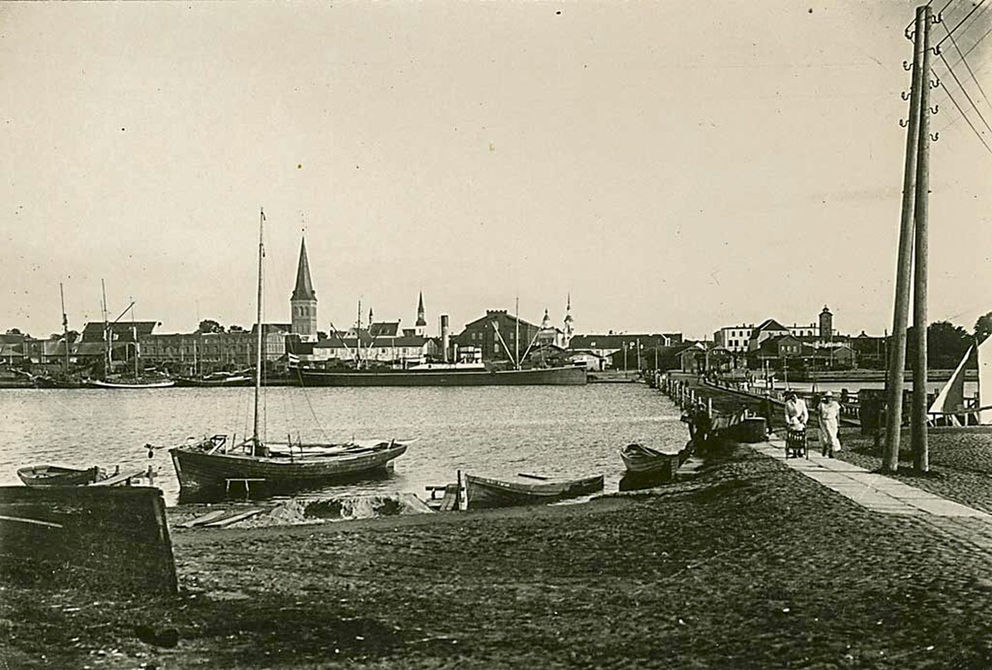 100 aastat tagasi sai Pärnus üle jõe vaid piki Nahksilda, mille kaupmehed ehitasid juba 1803. aastal.