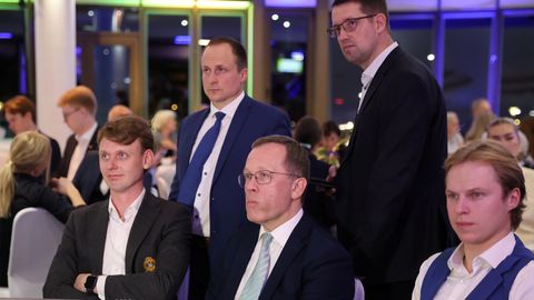 Valijad karistasid Reformierakonda, kuid võinuks hulleminigi minna