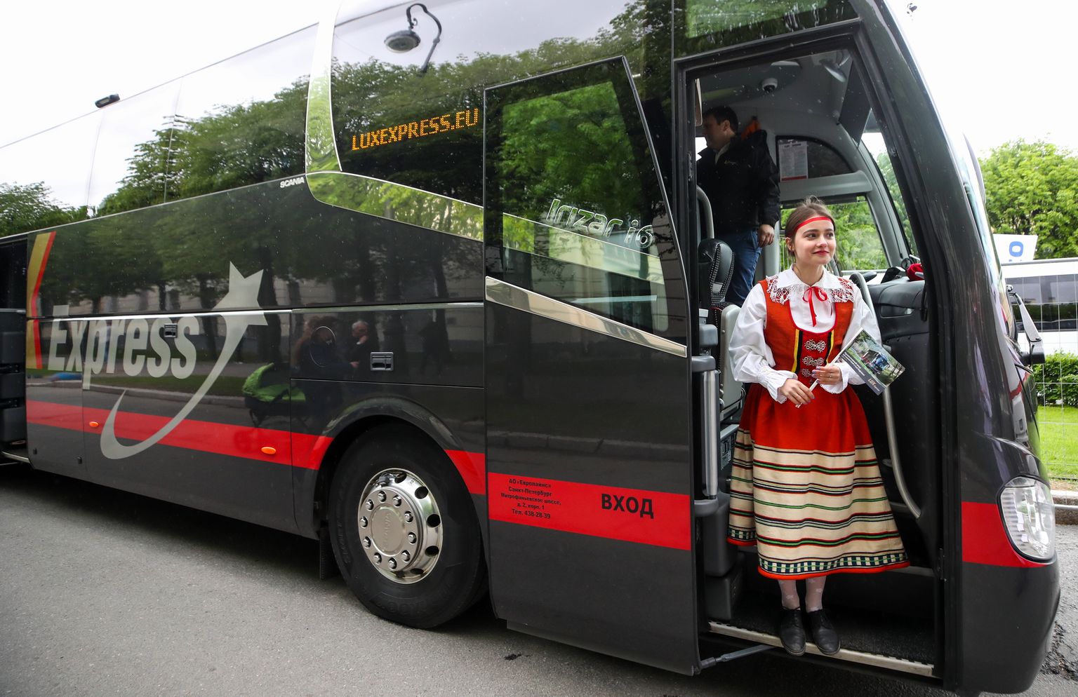 Lux Expressi buss Peterburis.