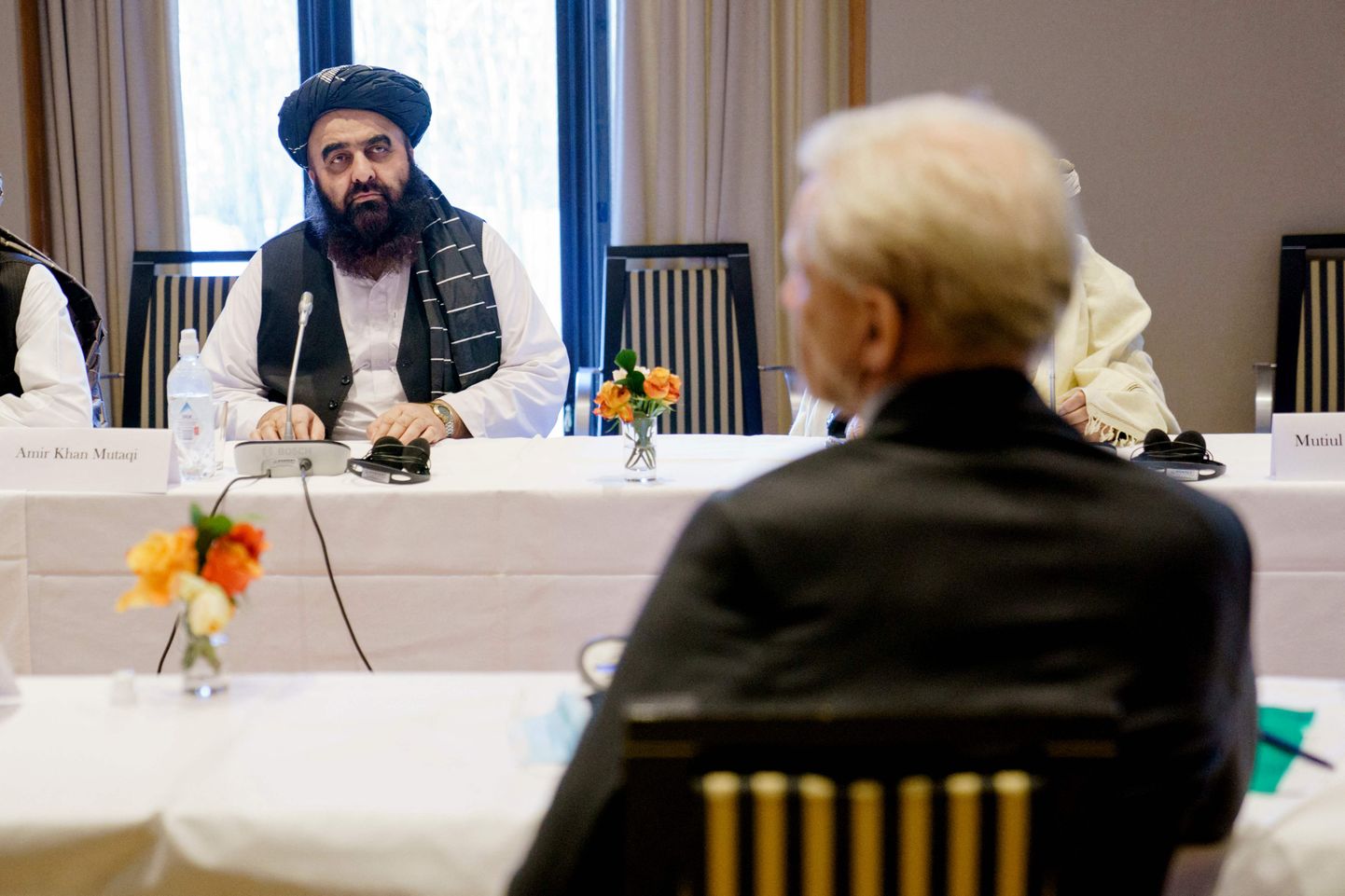 Talibani välisminister Amir Khan Muttaqi ning Norra pagulasnõukogu esimees Jan Egeland.
