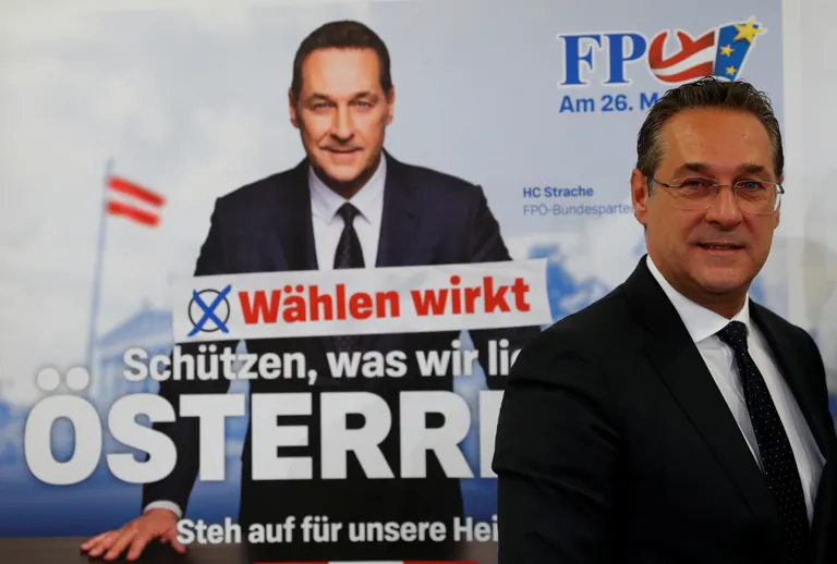 Austria asekantsler Heinz-Christian Strache astus tagasi.