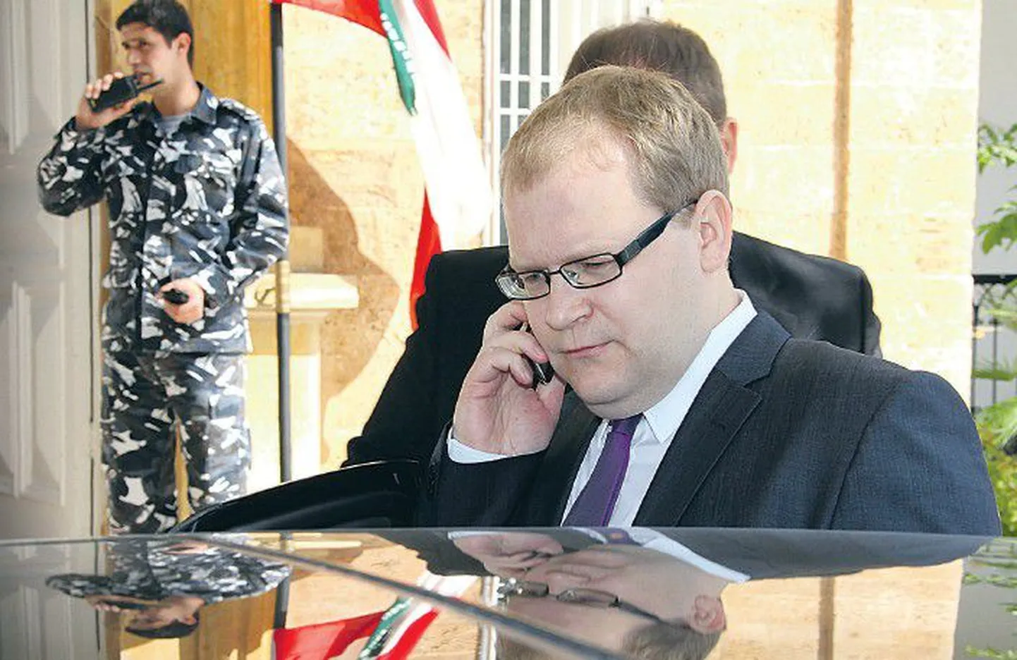 28 марта министр иностранных дел Эстонии Урмас Паэт находился в Ливане, чтобы помочь разобраться с ситуацией.