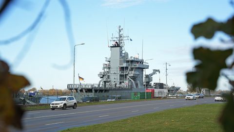 Rīgas ostā ierodas NATO 1. pastāvīgās jūras grupas kuģi