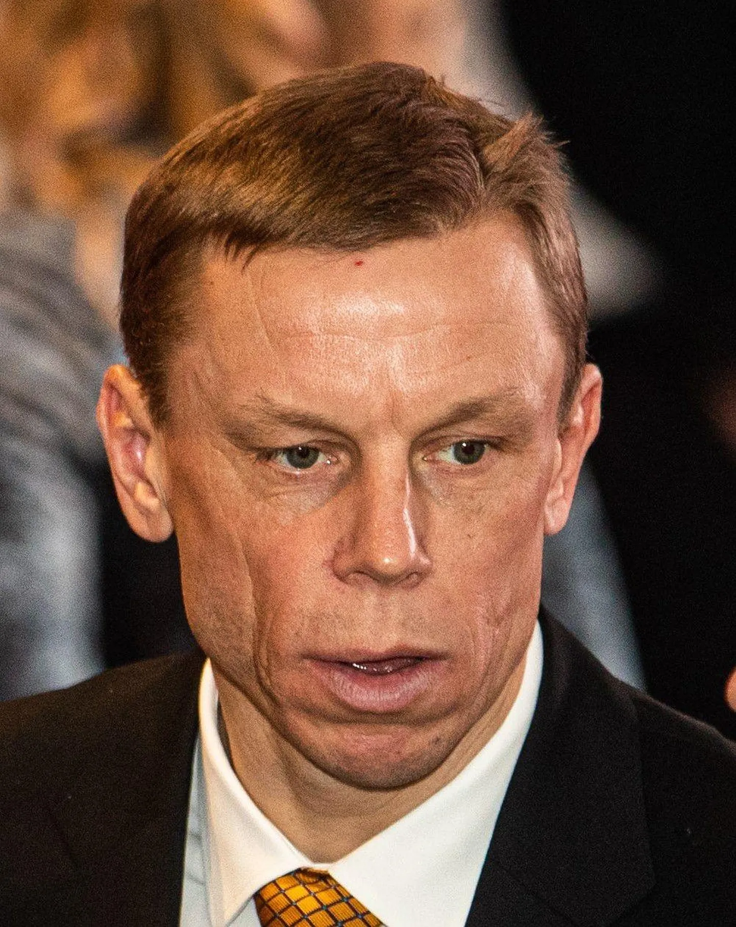 Oksjonilt saab soetada Mart Poomi pintsaku.