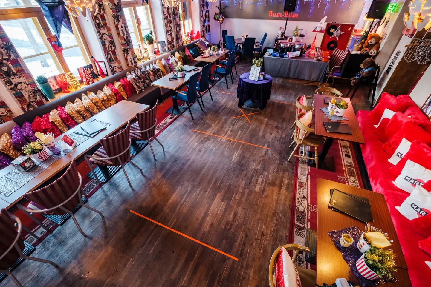 Praegu inimtühjad pubid ja restoranid täituvad inimestega taas mai lõpus.