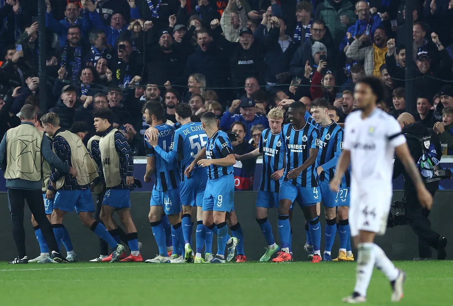 "Club Brugge" futbolistu svinības.