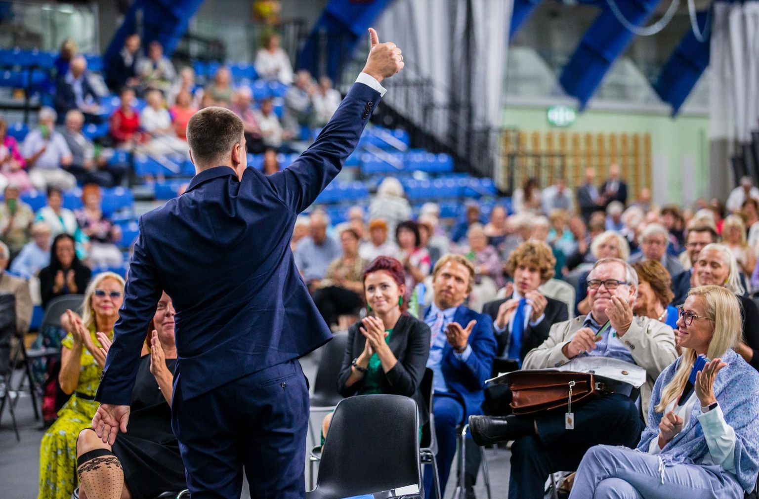 Jüri Ratas tänuliigutus pärast valimistulemuste selgumist.