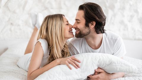 Mehed teevad magamistoas pidevalt üht viga, mis kustutab naiste seksiisu
