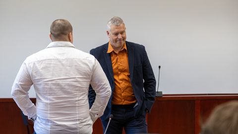 Endise kõrge politseiametniku osaline süüdimõistmine jõustus