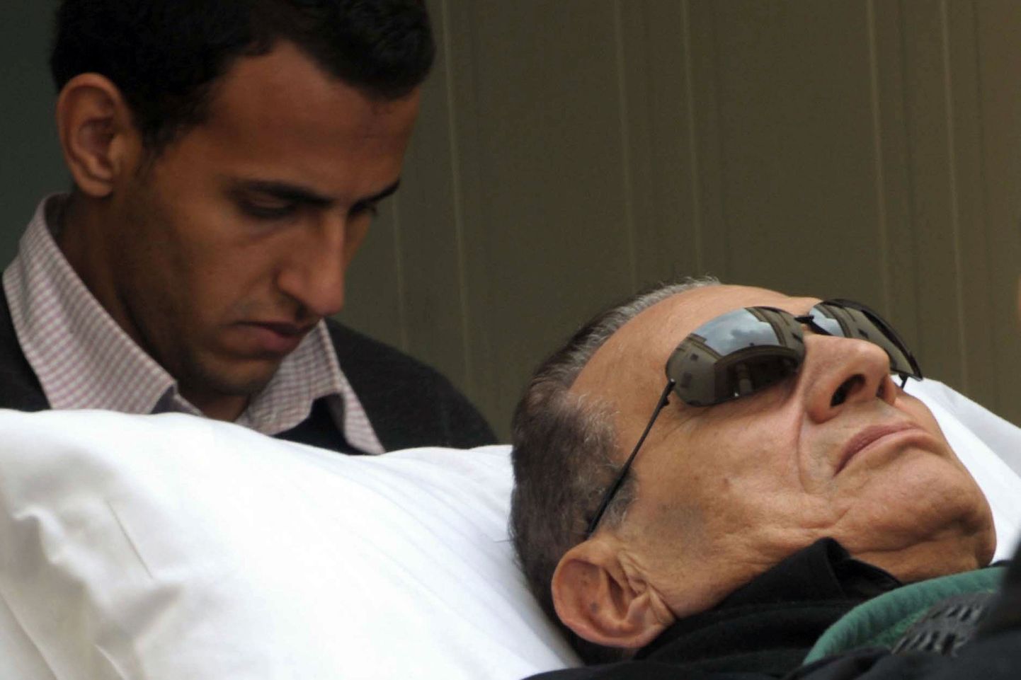Hosni Mubarak üleeile kohtus.