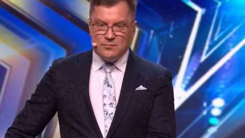 VIDEO ⟩ Latviešu mūziķis Vairis Nartišs piedalās talantu šovā 