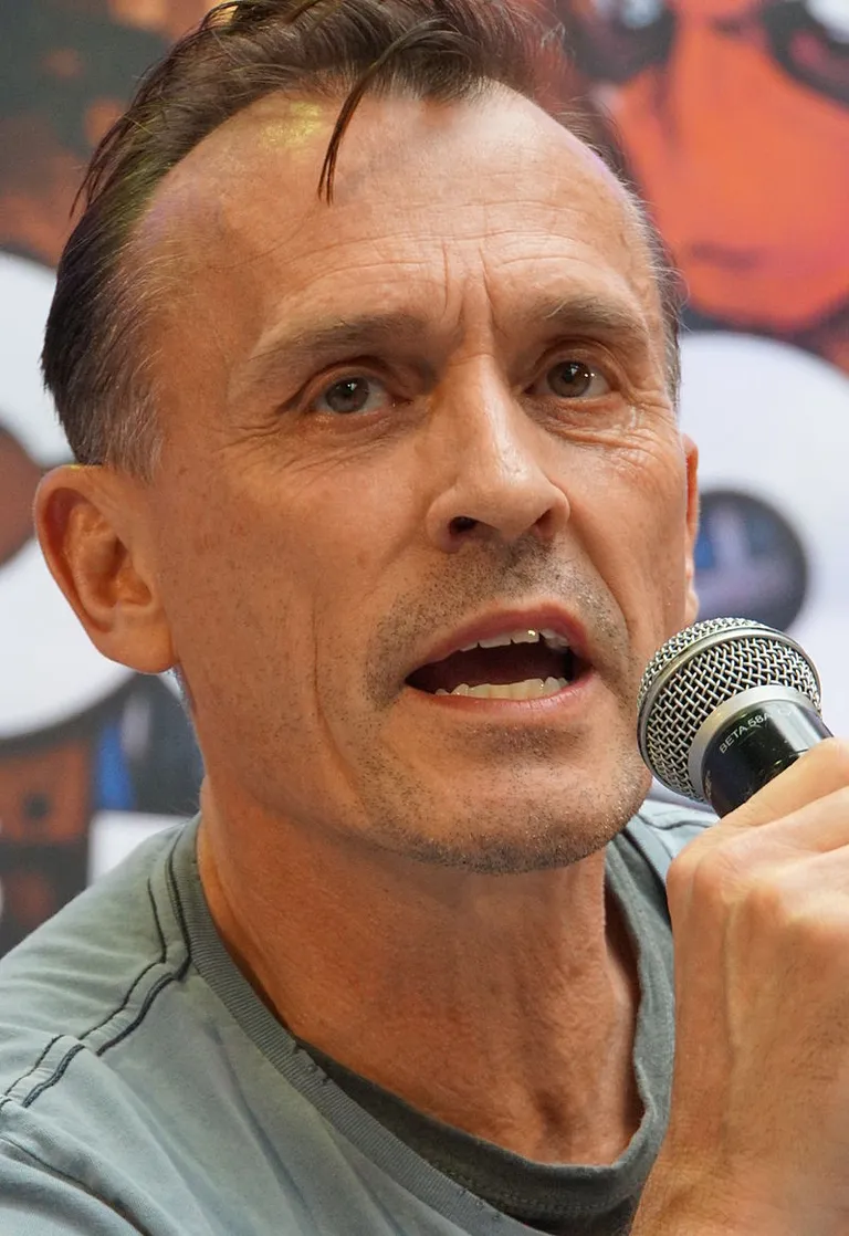 Sarjast «Põgenemine» tuntud Robert Knepper on saanud süüdistuse, milles üks naine süüdistab teda seksuaalselt motiveeritud rünnakus.