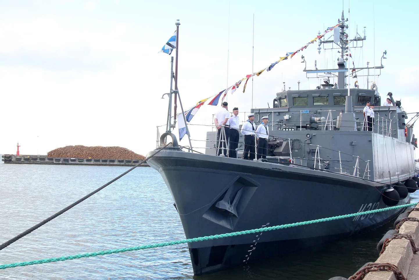 Miinijahtija Admiral Cowan.