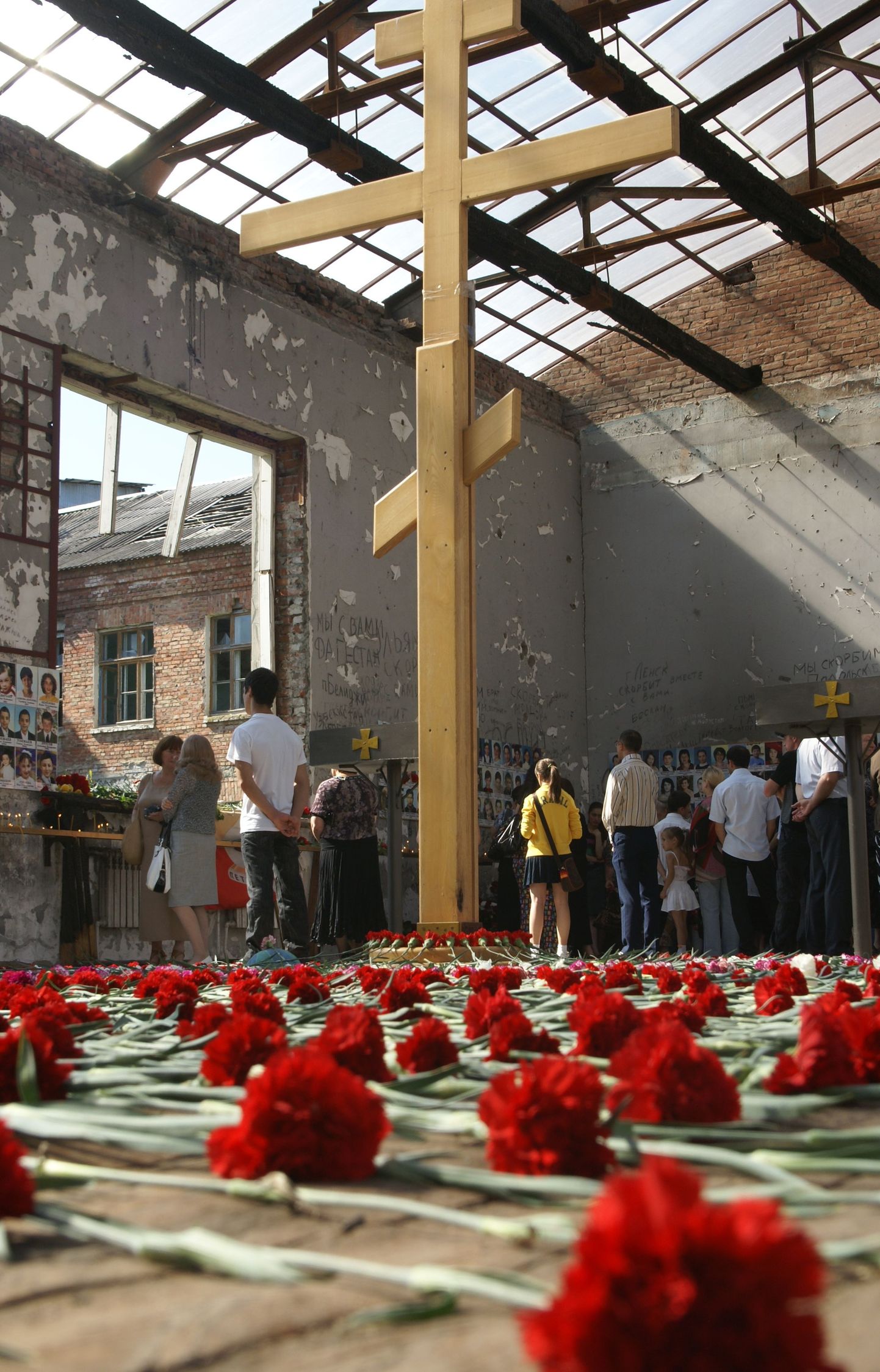 Beslani Esimese Keskkooli võimla, kus igal aastal mälestatakse pantvangikriisis hukkunuid.