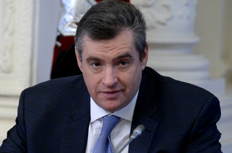 Leonid Slutski kuulub Vladimir Žirinovski juhitava Liberaaldemokraatliku Partei ridadesse.