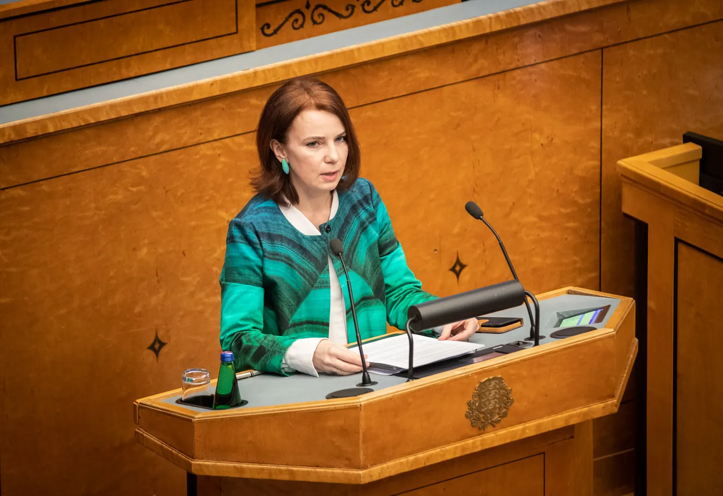 Rahandusminister Keit Pentus-Rosimannus riigikogus.