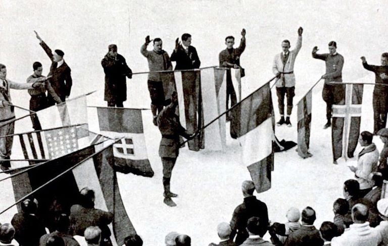 Chamonix avatseremoonia 1924.