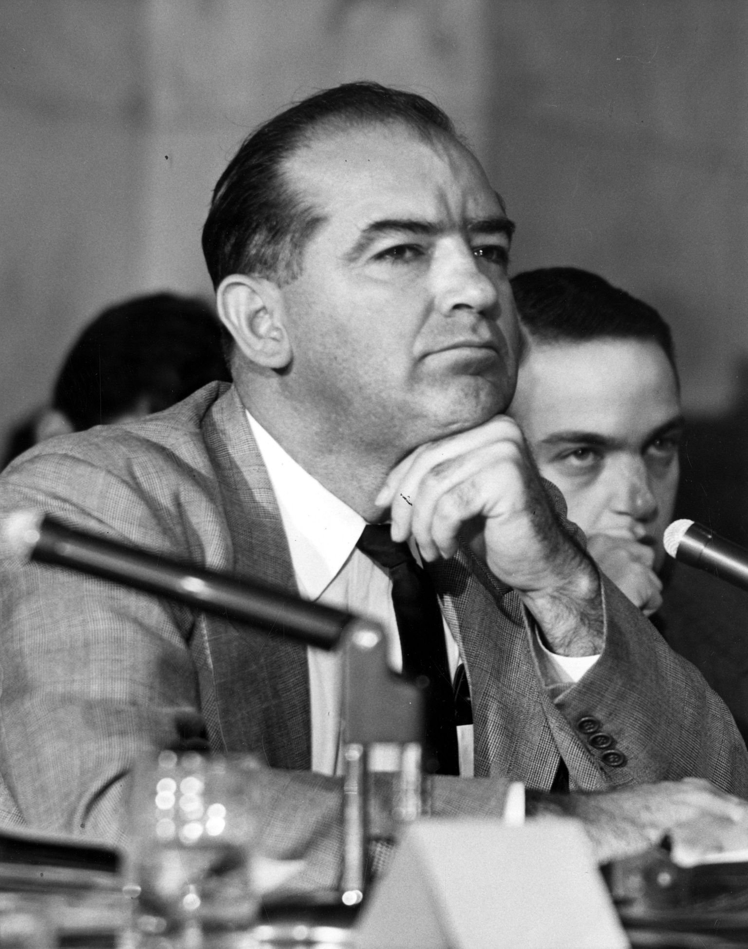Senaator Joseph McCarthy 1953. aastal Senati uurimiskomitee kogunemisel. Foto:  PAL Topfoto/Scanpix