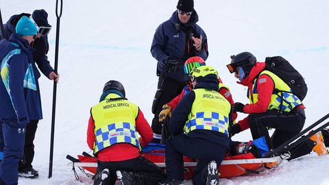 VIDEO ⟩ Hiina lumelaudur kukkus olümpial rängalt