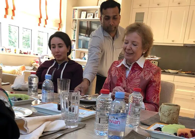 Dubai meedia andmetel kohtus printsess Latifa möödunud aasta detsembris Iiri endise presidendi ja ÜRO inimõiguste ülemvoliniku Mary Robinsoniga