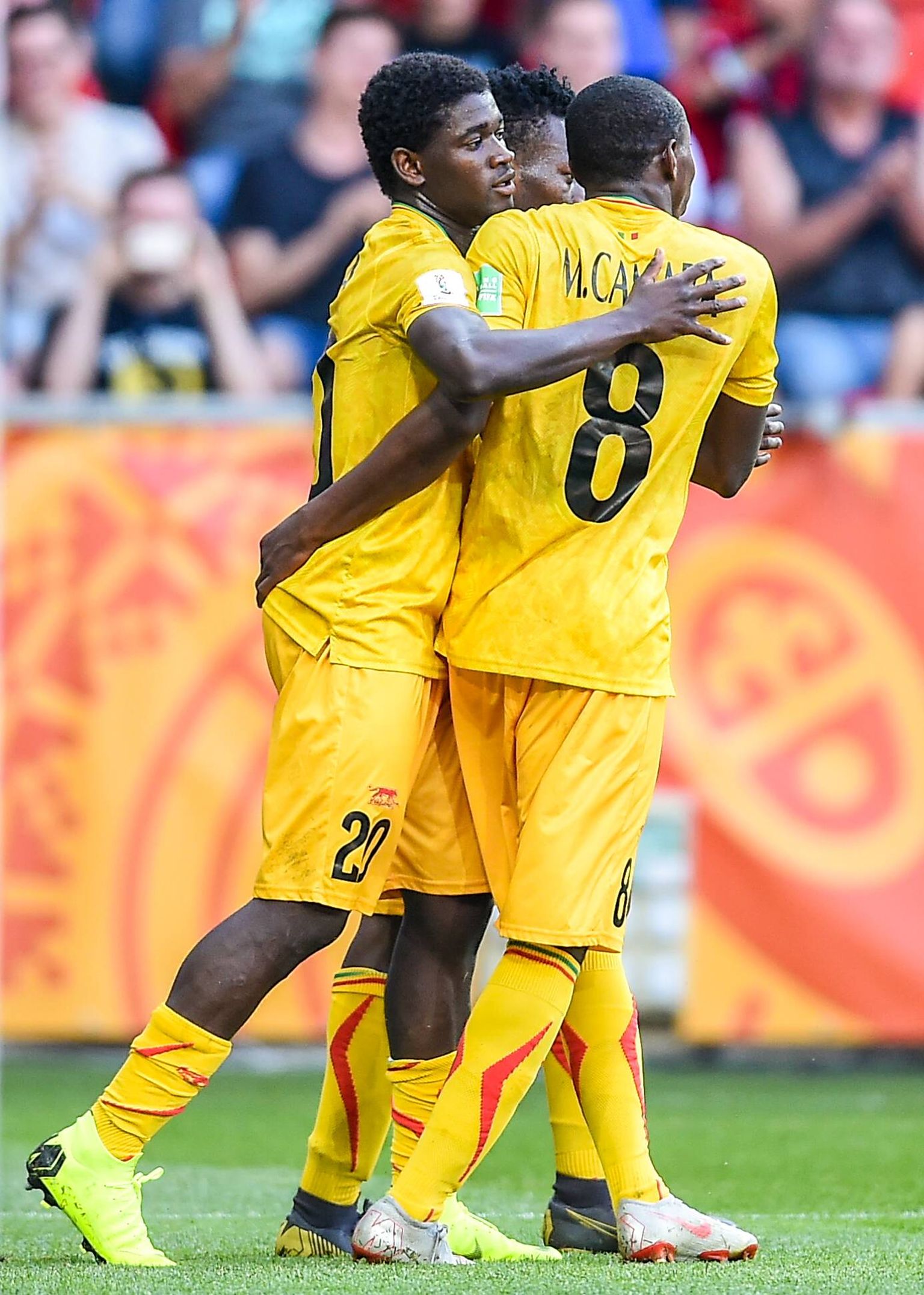 Mali ja Slazburgi RB jalgpallurid Sekou Koita ja Mohamed Camara.